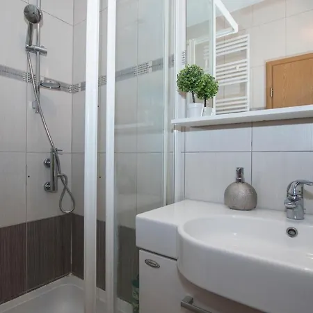 Apartment Gin Apartman Zadar